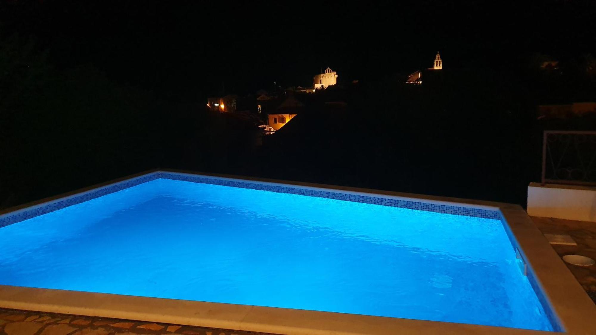 Villa Neptune Apartments Vrboska Buitenkant foto